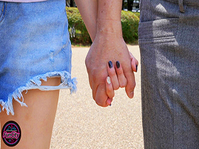 地味な優等生が金髪ギャル化して夏の田舎に帰省してきた！中年親爺の私は田舎生活の退屈しのぎに痴女られ金玉空っぽになるまで搾精され狂わされて… 佐藤ののか　サンプル画像17